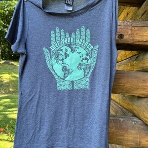 “Love Your Mother” T-Shirt Size M/L